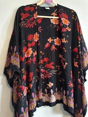 Anna & Ava Kimono Black Red Pink Boho Floral - One size fits all
